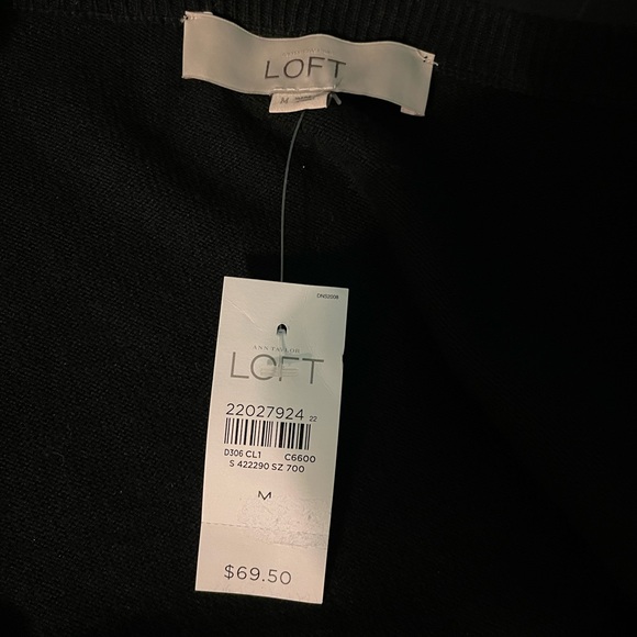 NWT GORGEOUS Loft by Ann Taylor sweater with lace - Picture 5 of 8